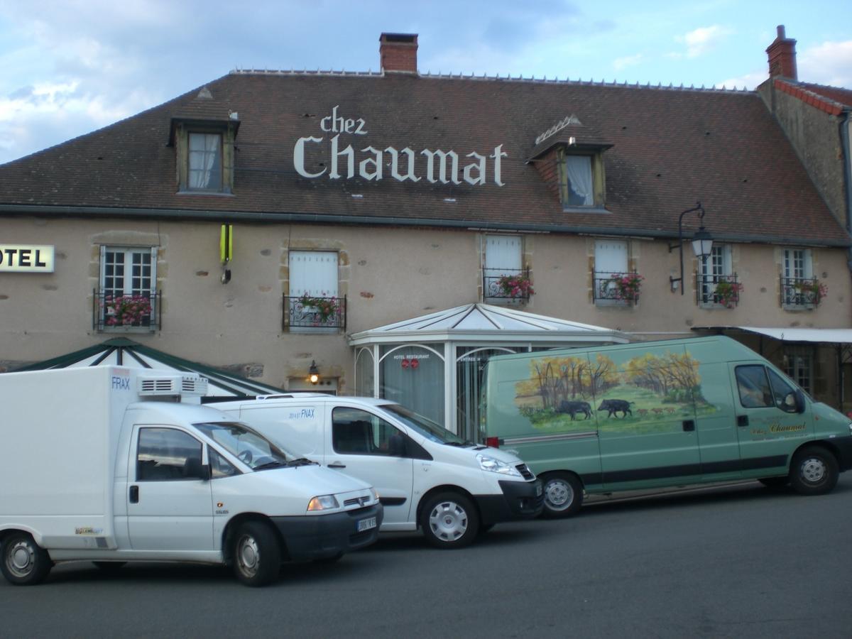 Hotel Chez Chaumat Cérilly エクステリア 写真